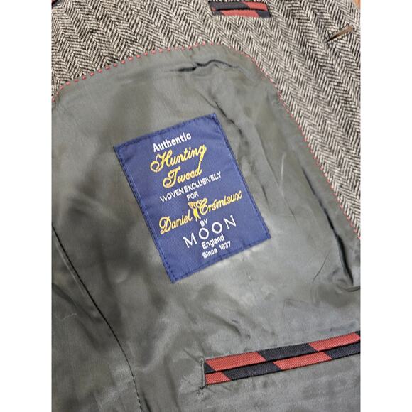 Daniel Cremieux gray herringbone blazer. Wool and cashmere . Mens Size Medium - Picture 7 of 11